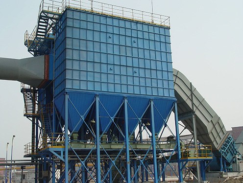 YLC型（高溫防腐）低壓長(cháng)袋脈沖袋式除塵器